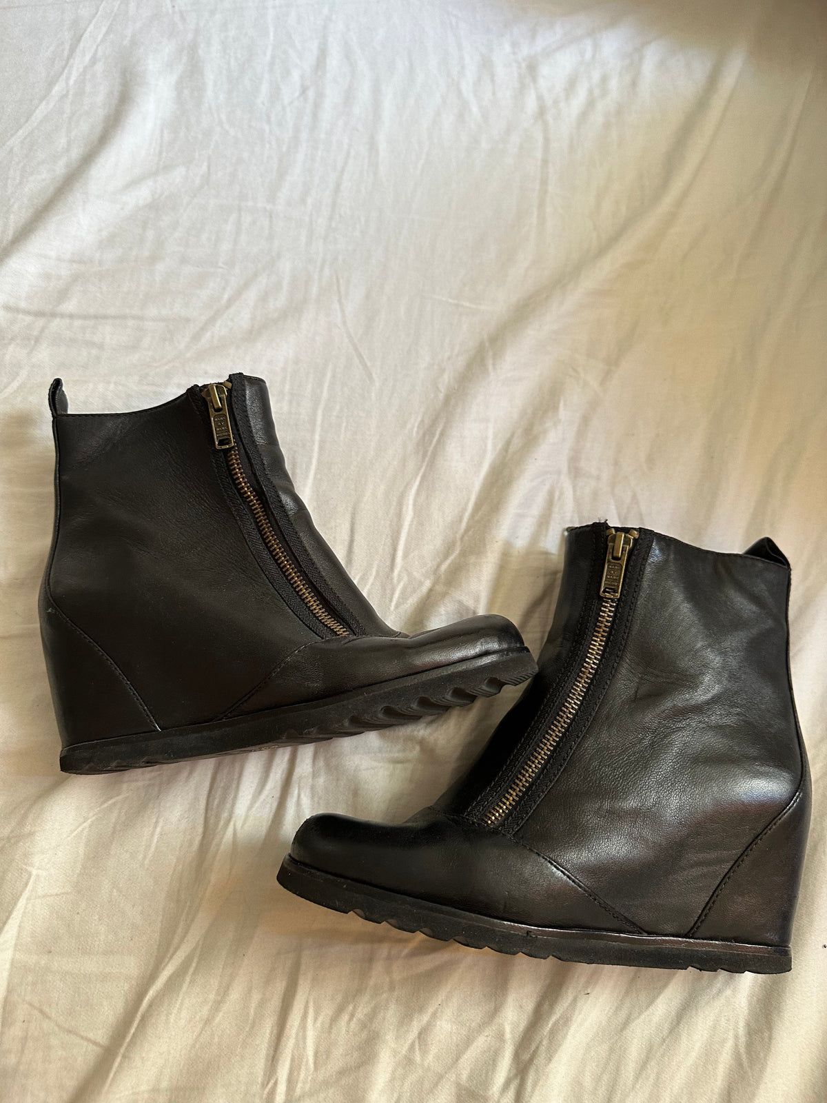 Marc Jacobs Indie Sleeze Wedged Boots size 37.5