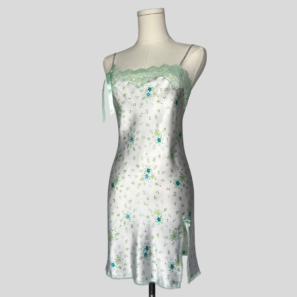 Silky slip dress with lace trim detail and bow in white floral