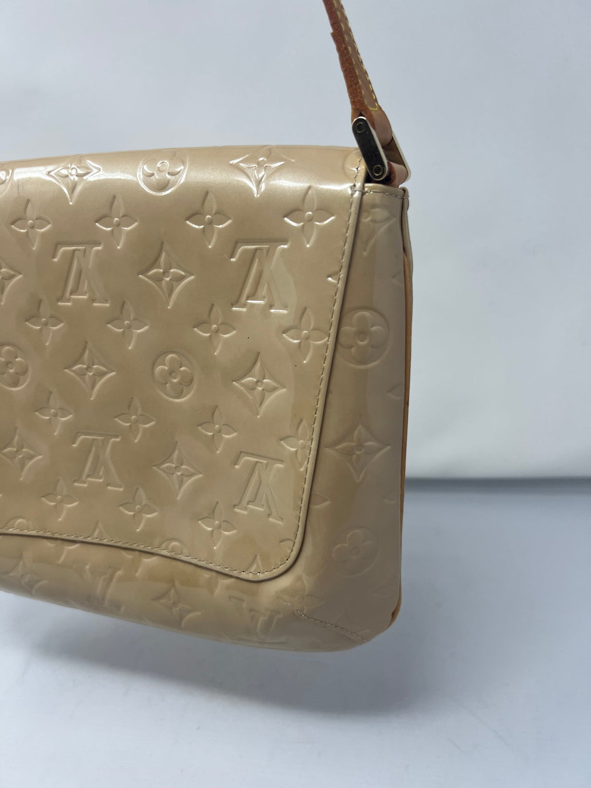 Louis Vuitton Vernis Thompson Street Handbag