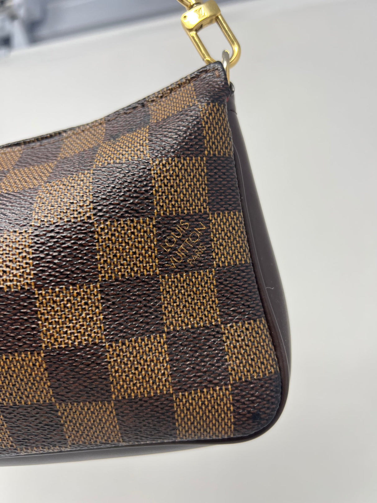 Louis Vuitton Navona Pochette