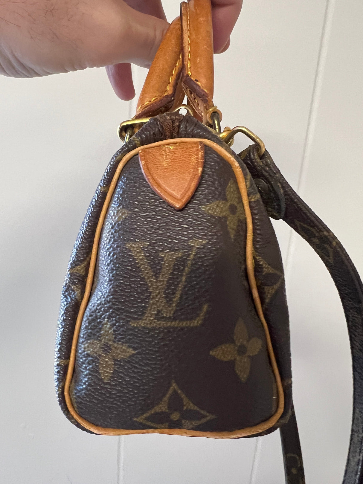 Louis Vuitton Mini Speedy w/ strap