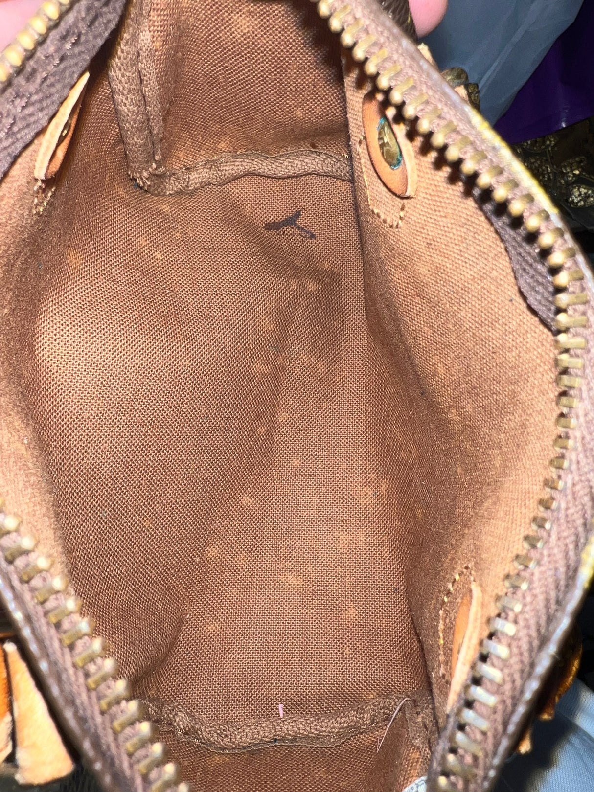 Louis Vuitton Mini Speedy w/ strap