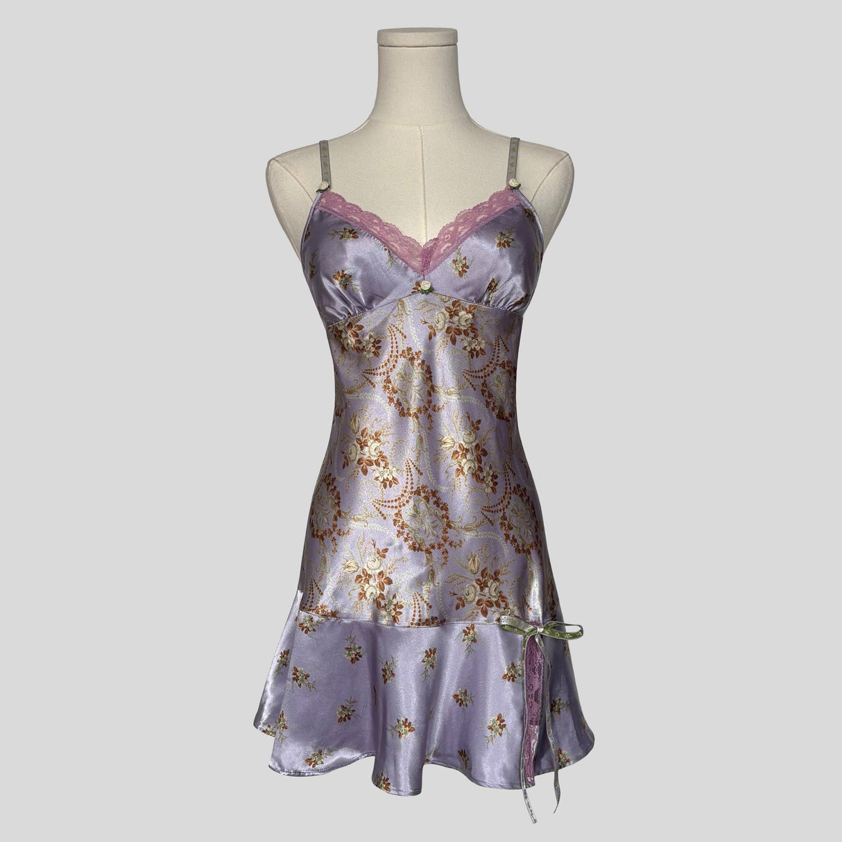 Paisley floral ruffled slip in purple