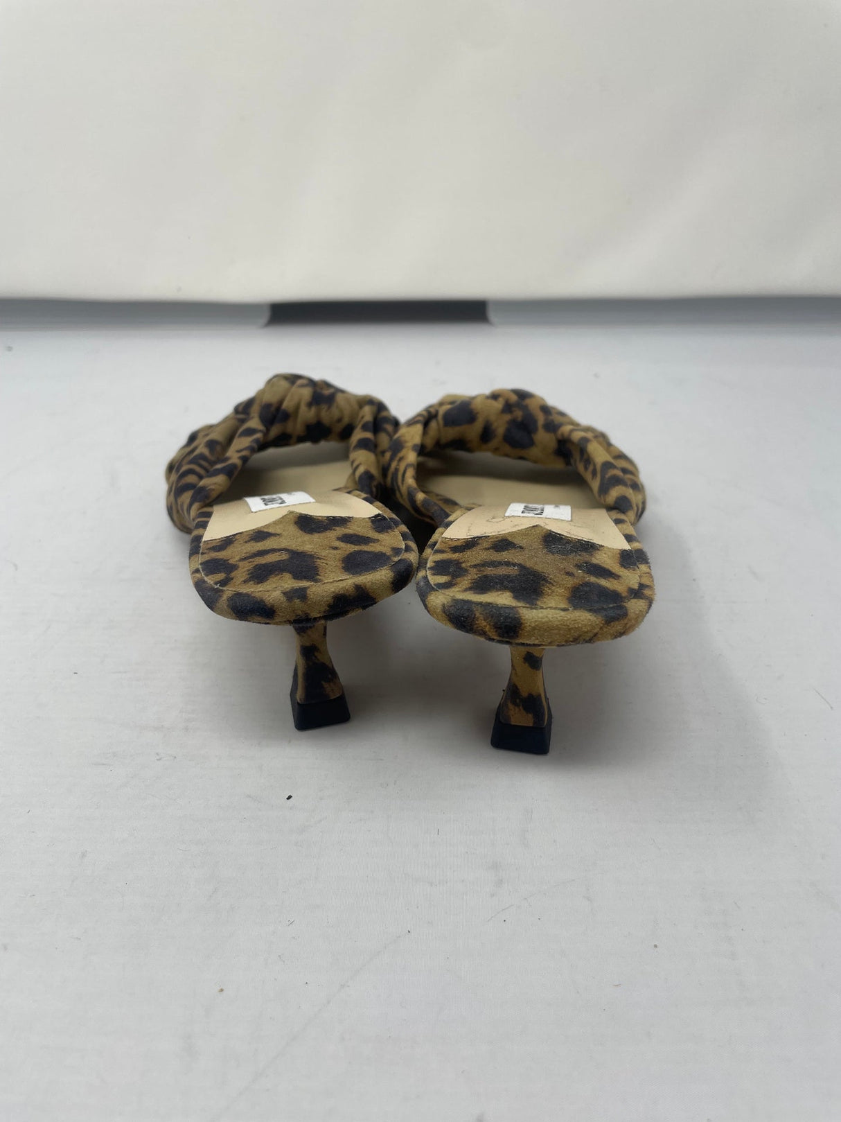 Jimmy Choo Leopard Kitten Heels 36 (comes in original box)