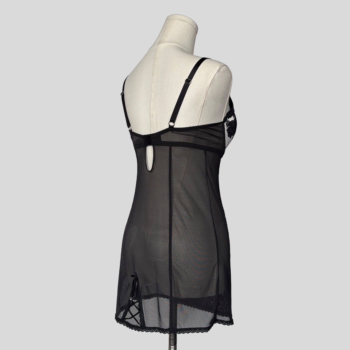 Lace underwire chemise