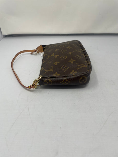 Louis Vuitton Monogram Pochette