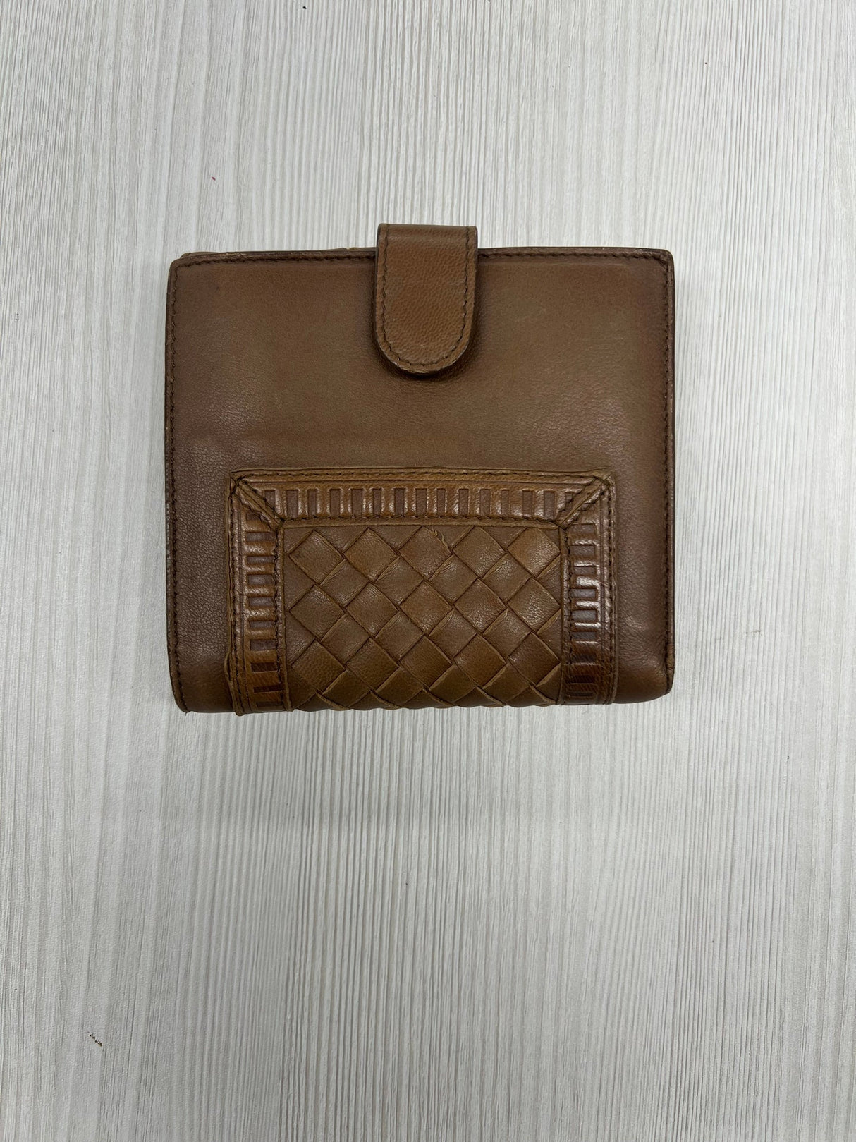 #94 Bottega Veneta Compact