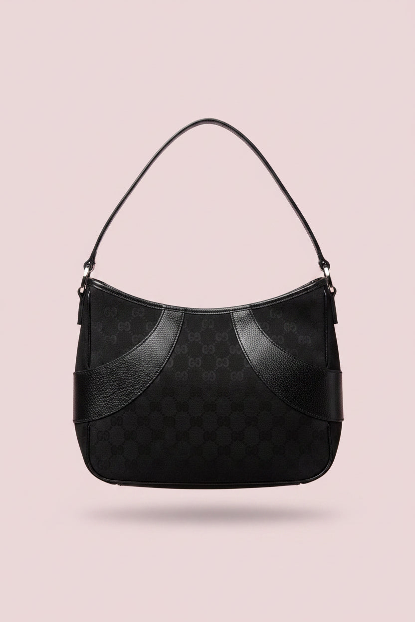 20 Gucci GG Canvas Black