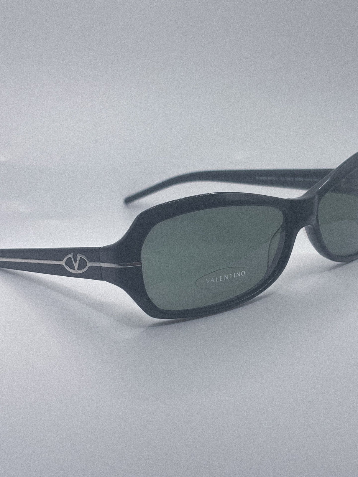 1990s Valentino Sunglasses | Archive 0030