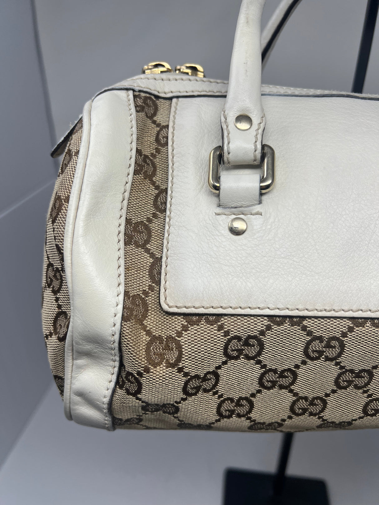 #19 gucci monogram barrel bag