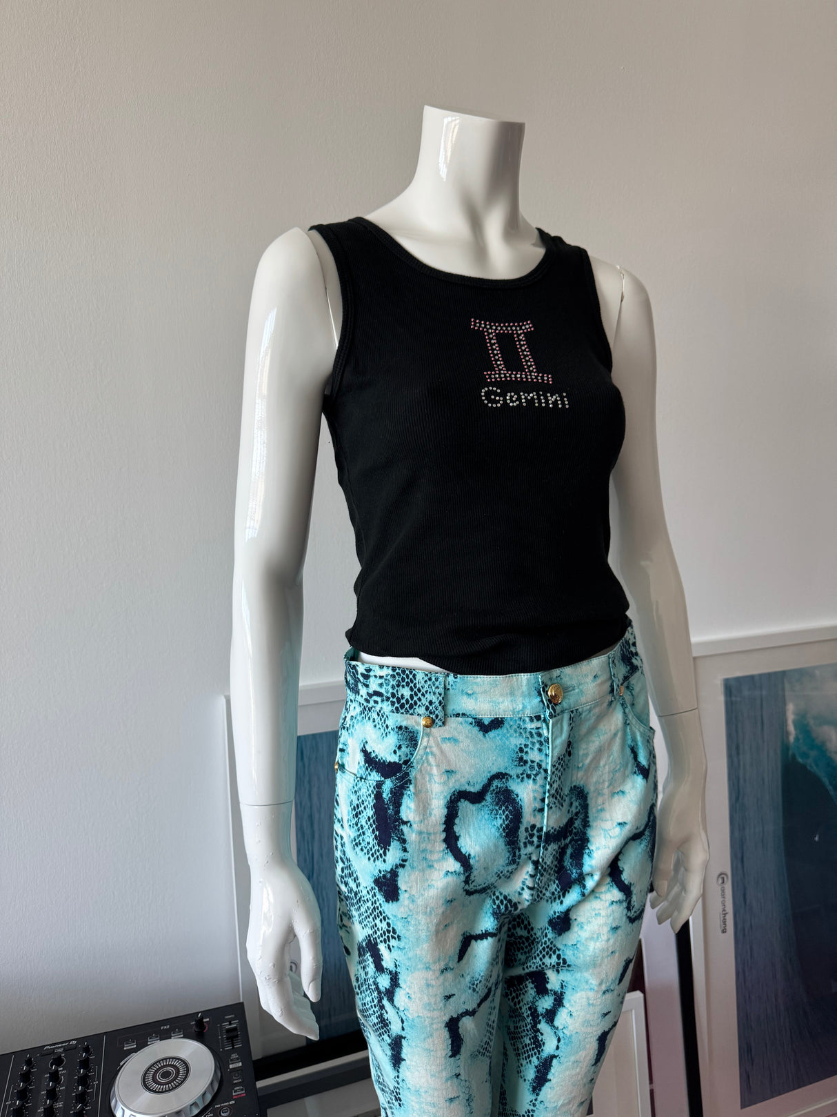 ESCADA Blue Snakeskin Print Capri Pant