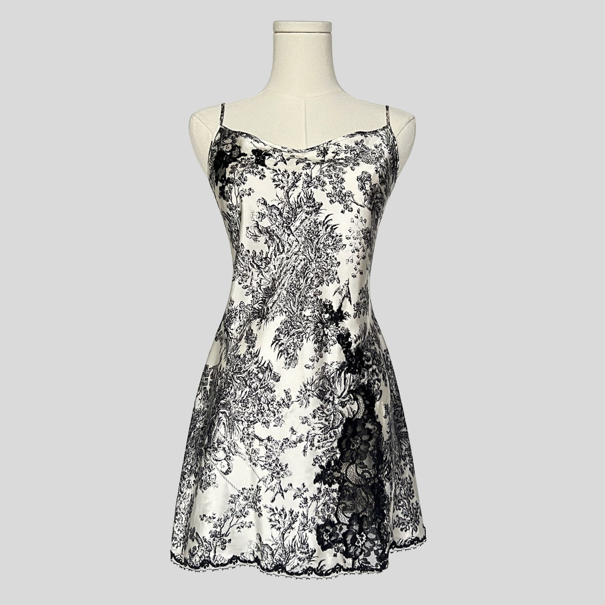 Fairy lace trim slip dress in black and white