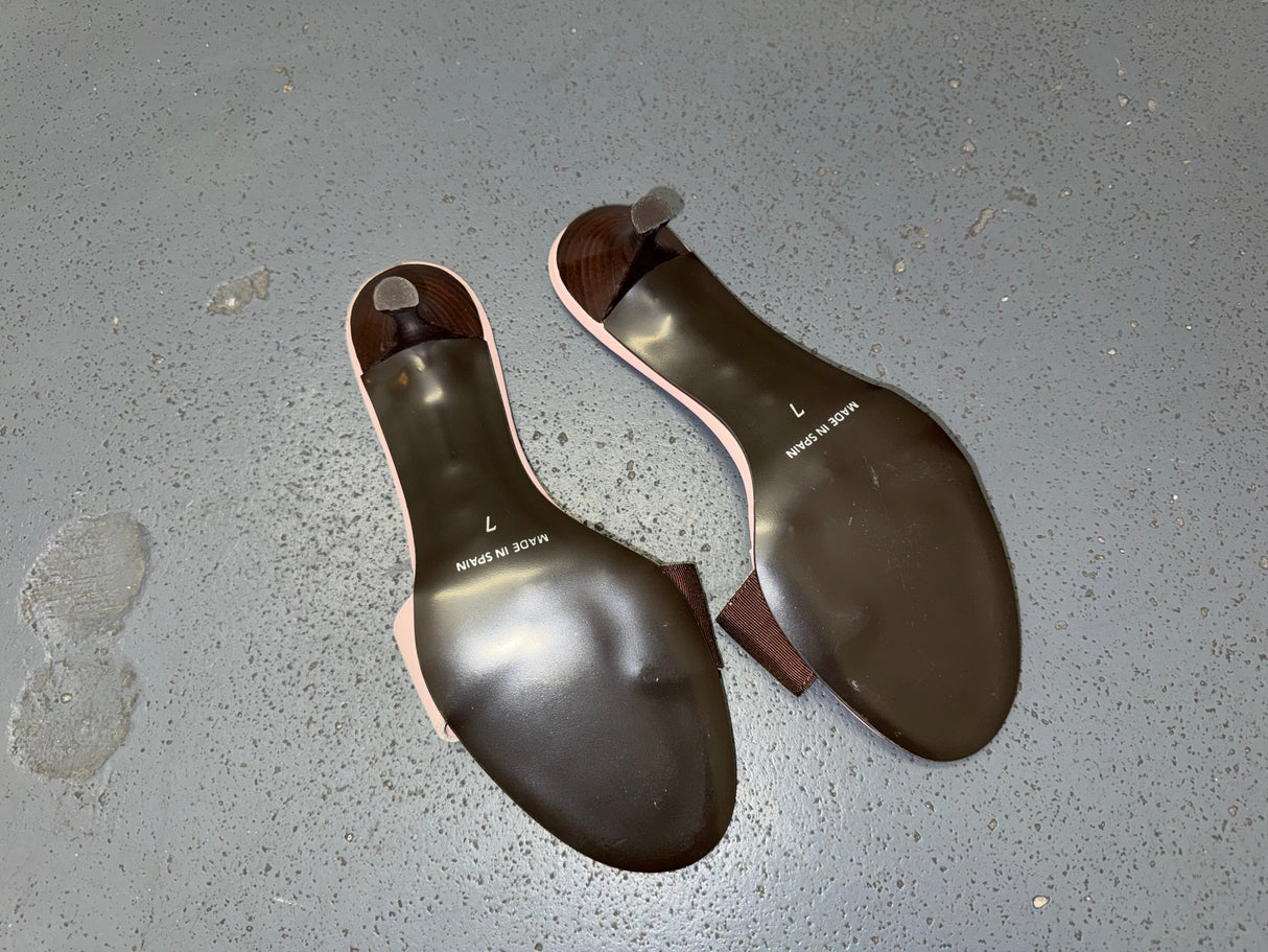 SUTTON STUDIO Leather Nude Pink Kitten Heels US 7