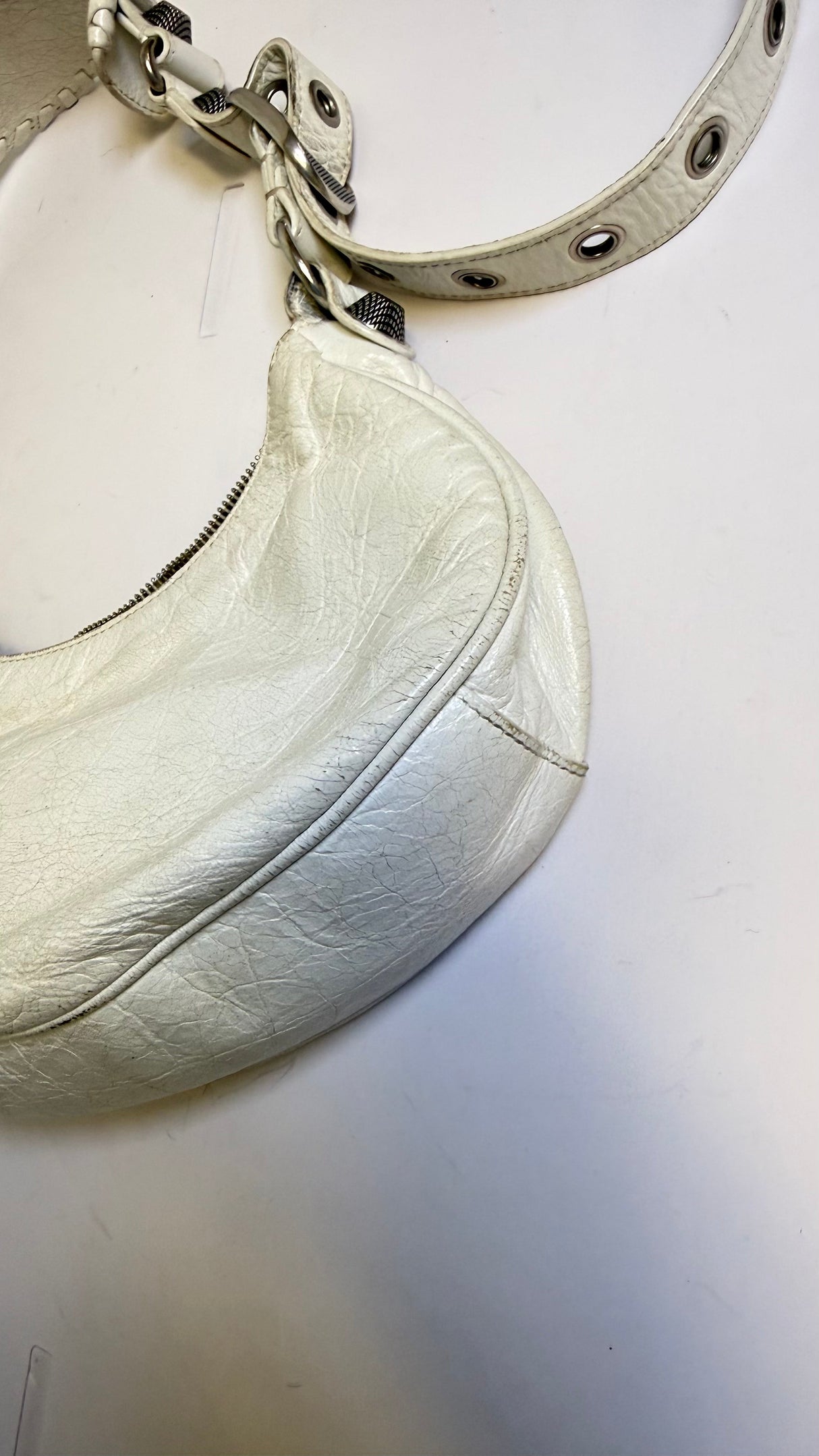 Balenciaga Le Cagole Shoulder Bag in White Lambskin Leather