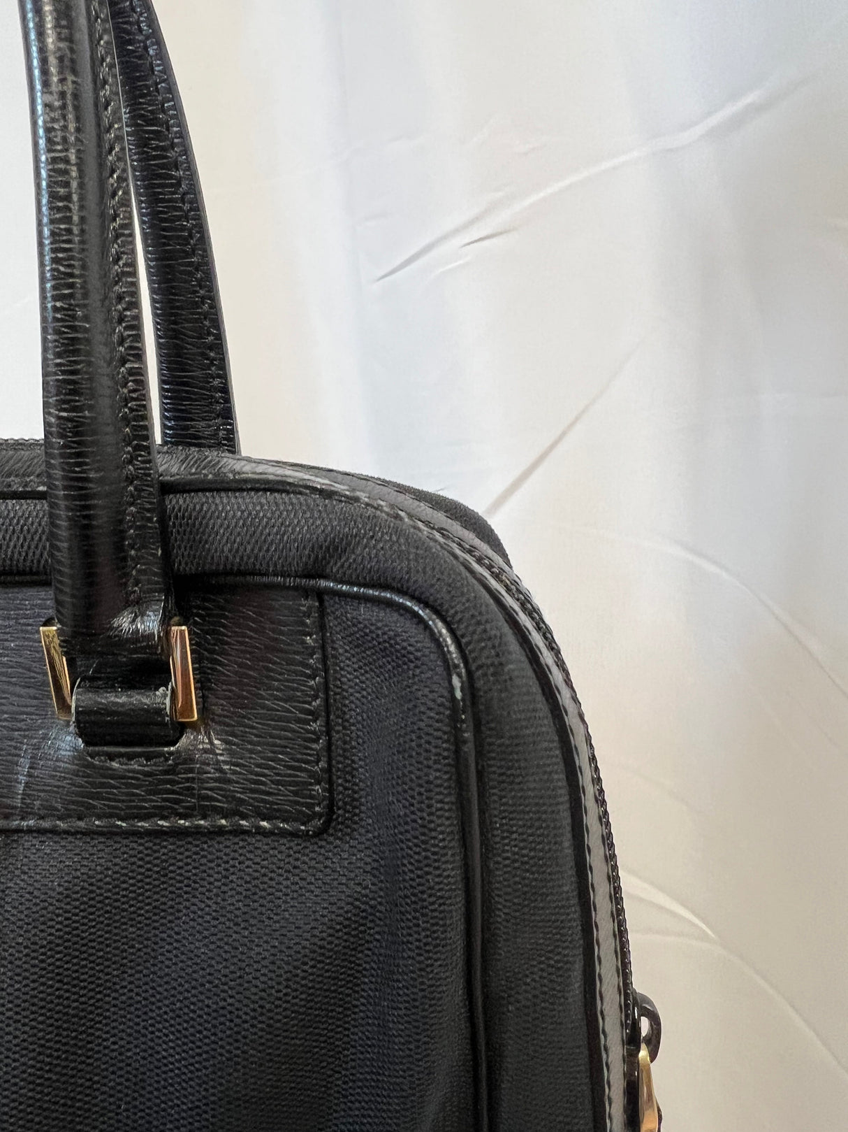 Gucci Tom Ford Black Shoulder Bag Logo