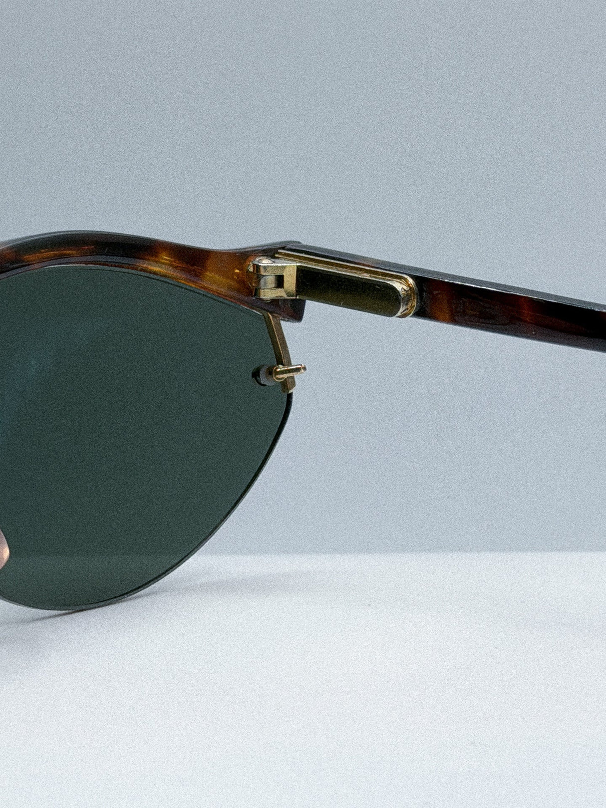 "Luxembourg's Treasures" 1960s Brow Line Sunglasses