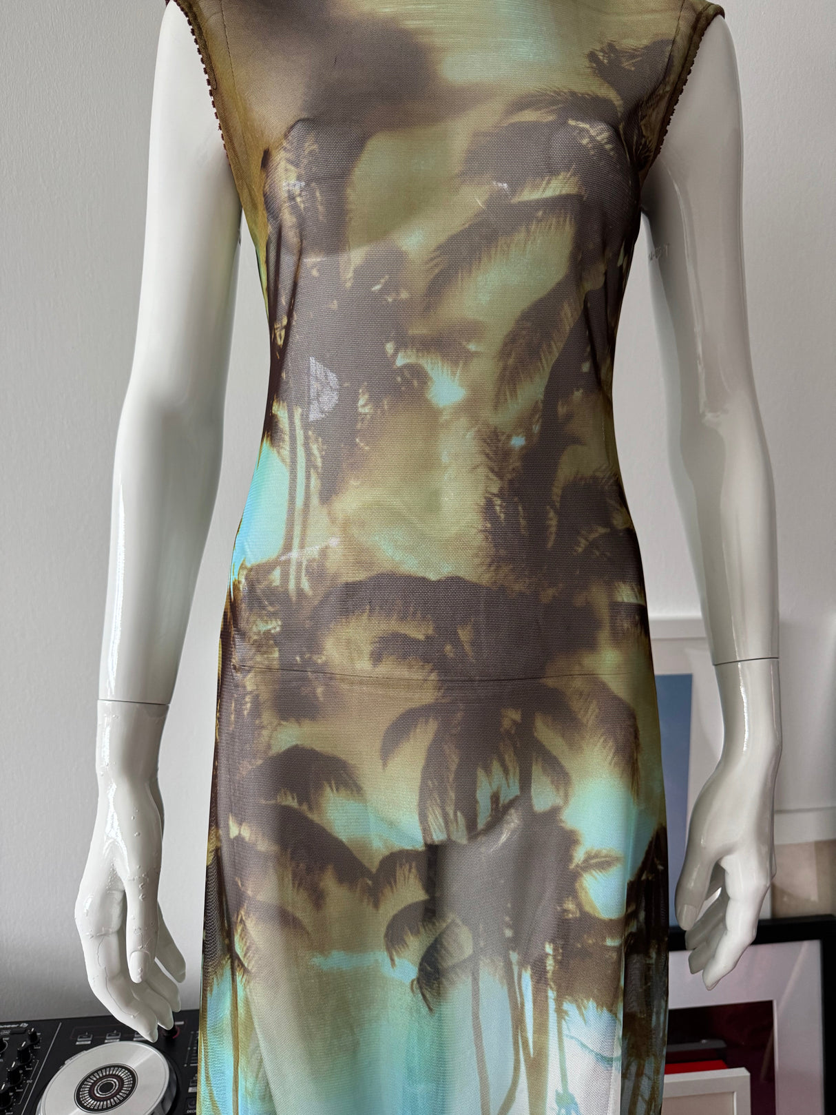 CALIFORNIA CONCEPTS Mesh Palm Tree Print Maxi Dress