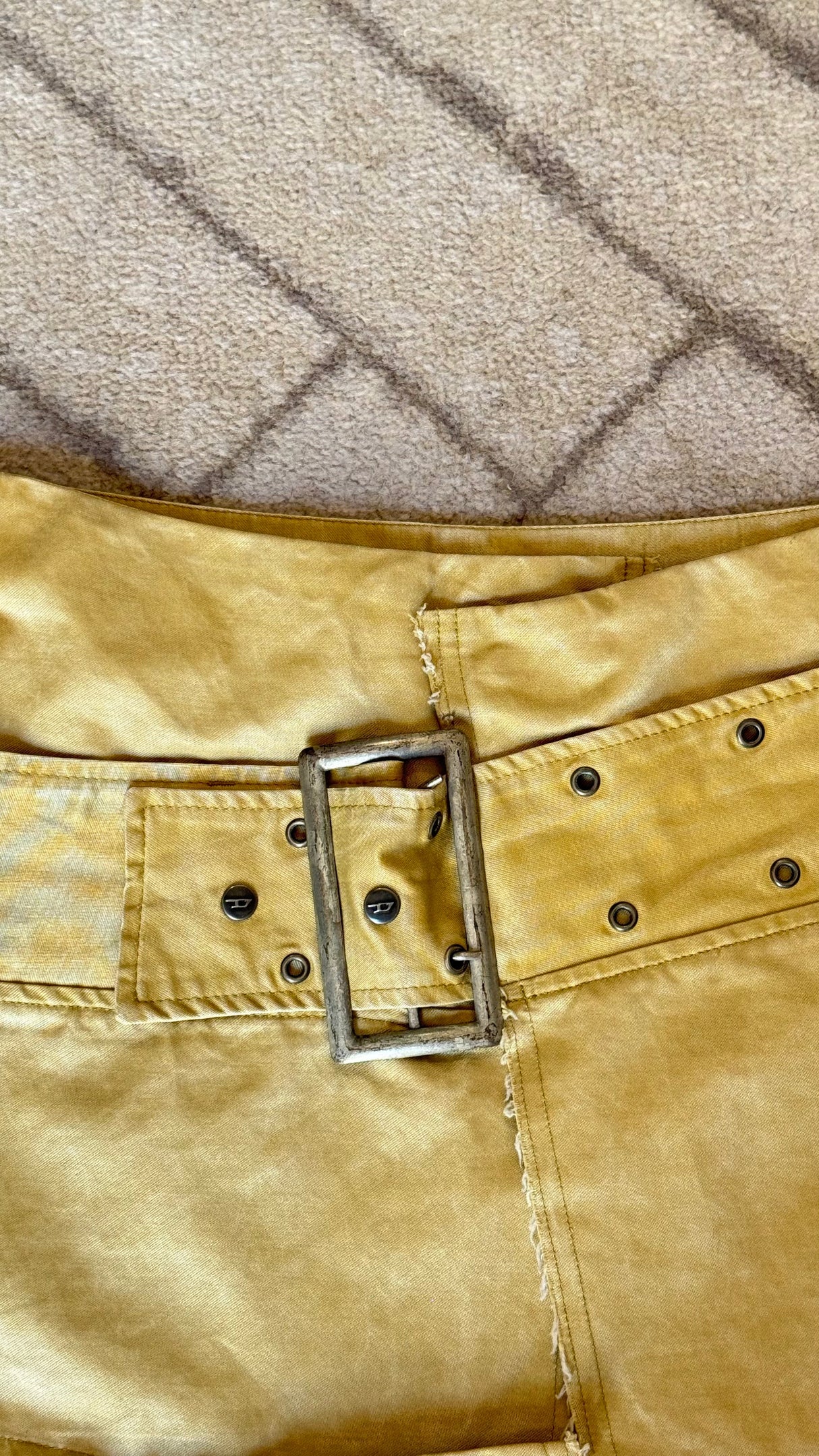 Diesel yellow skirt size 26
