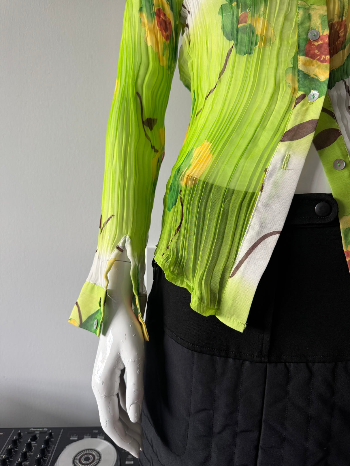 BELINE PARIS Green Pleated Floral Print Blouse
