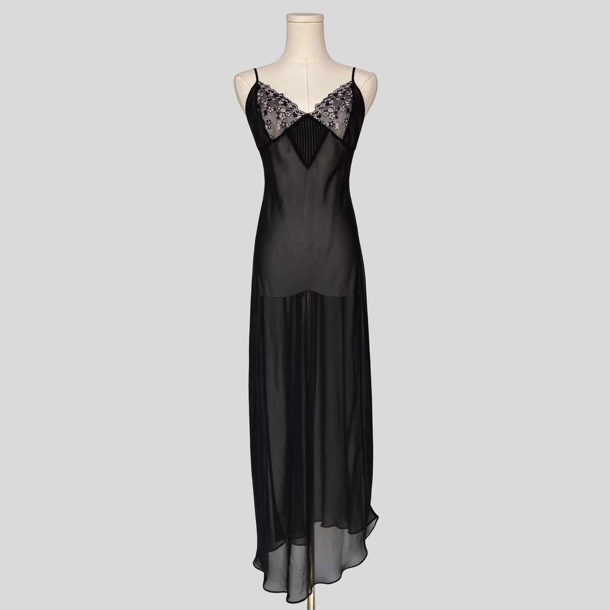 Sheer flower embroidery gown