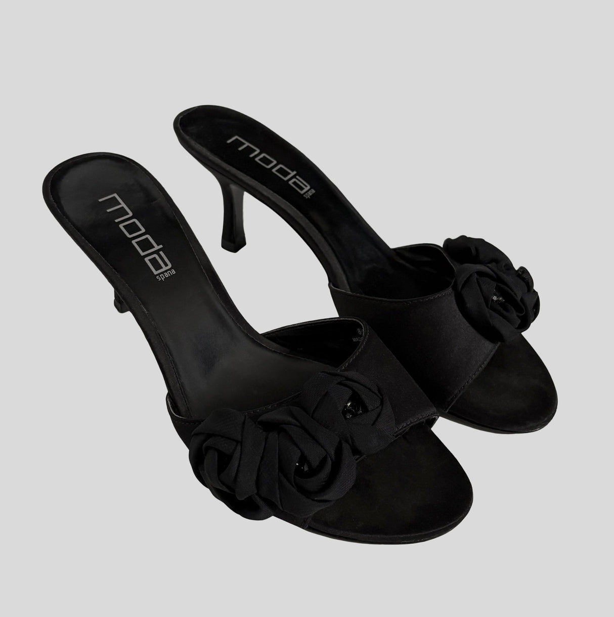 Rosette kitten heels - size 8.5