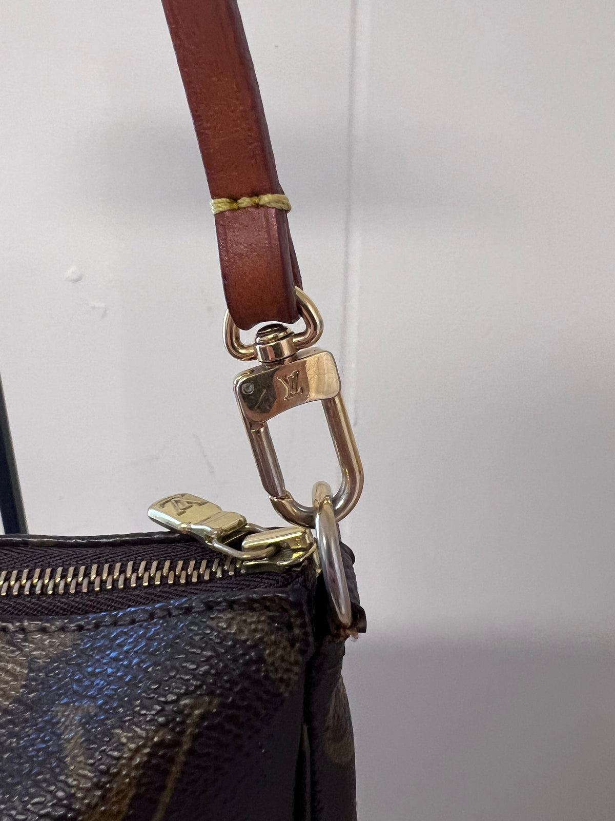 Louis Vuitton Monogram Pochette