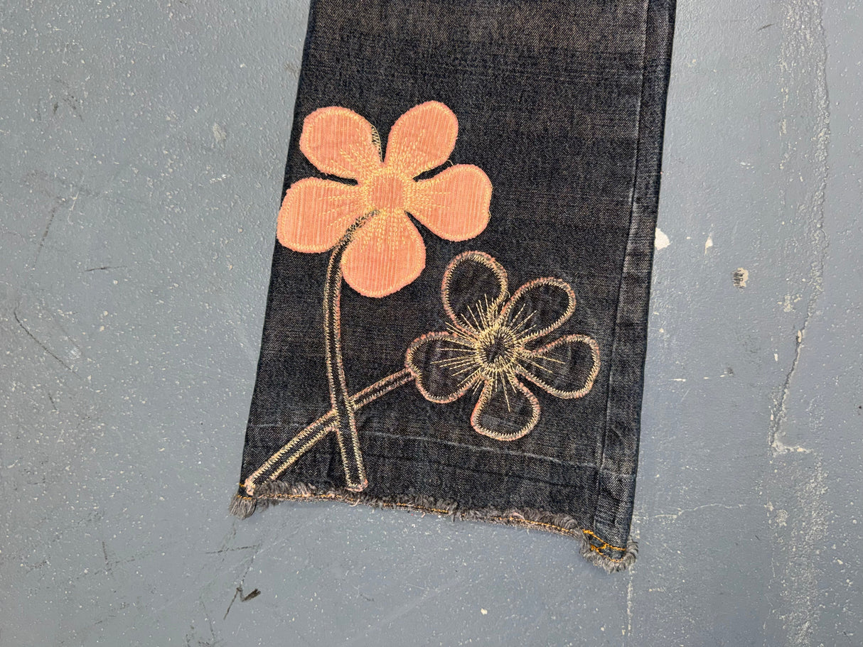 MORGAN DE TOI Dark Flare Jeans with Floral Embroidery