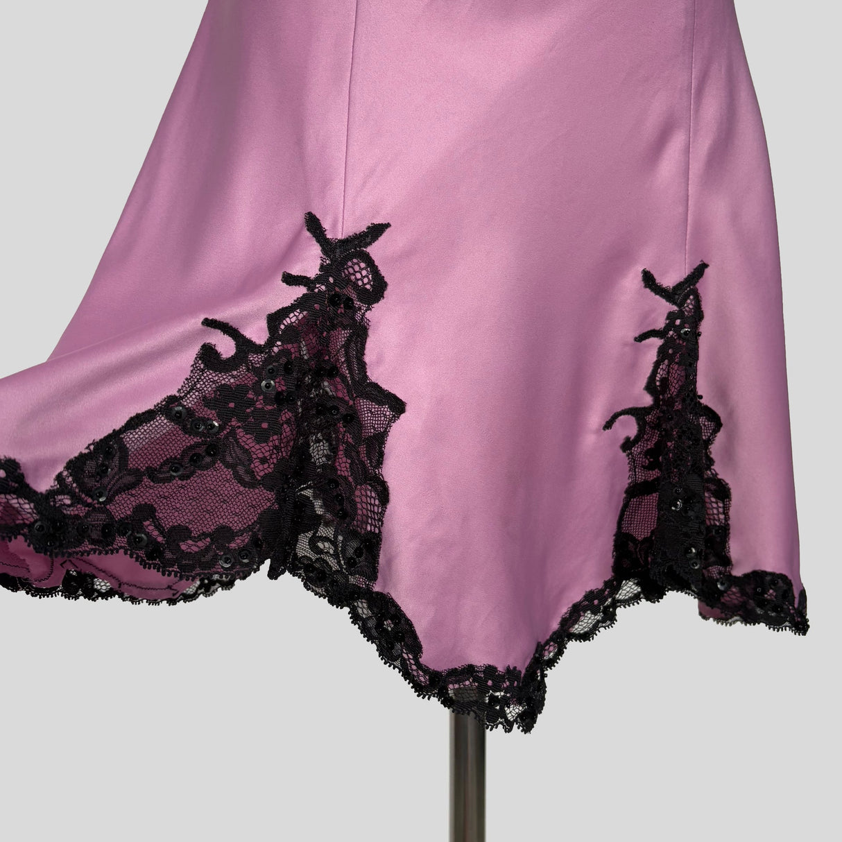 Sweetheart silky lace inset slip dress