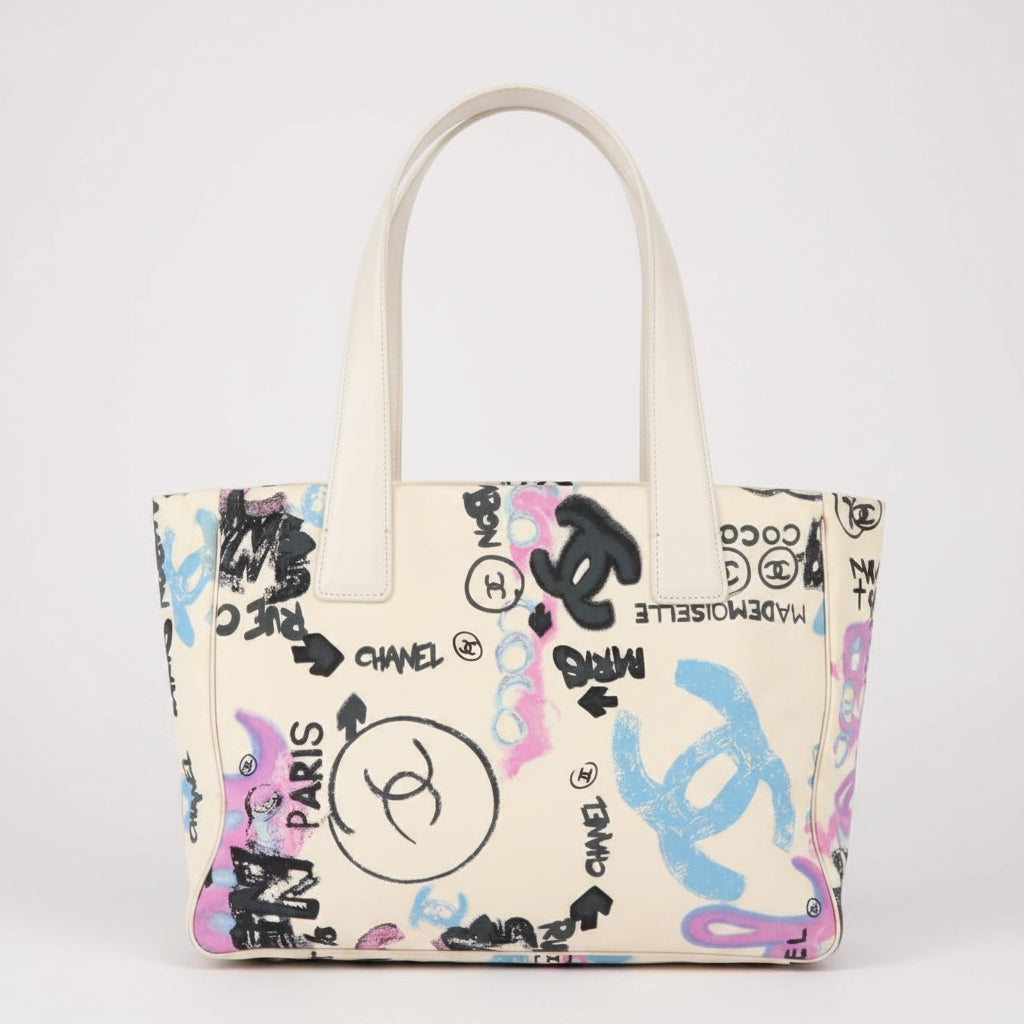 #63 Chanel New Travel Line Hawaii Exclusive Tote Bag Cotton White