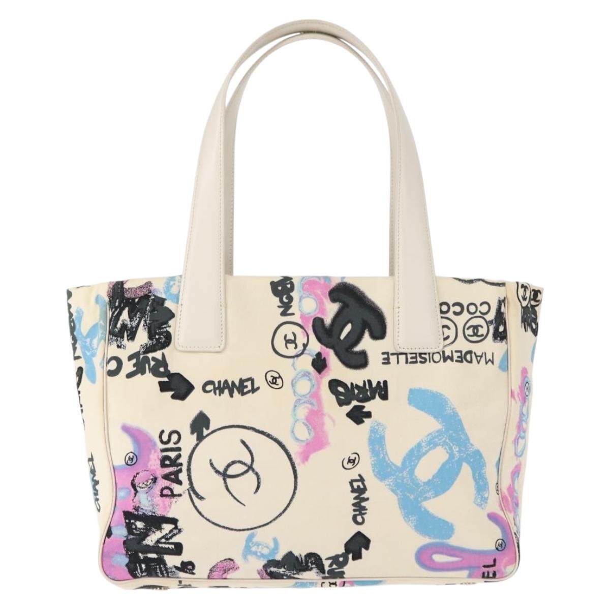 #63 Chanel New Travel Line Hawaii Exclusive Tote Bag Cotton White
