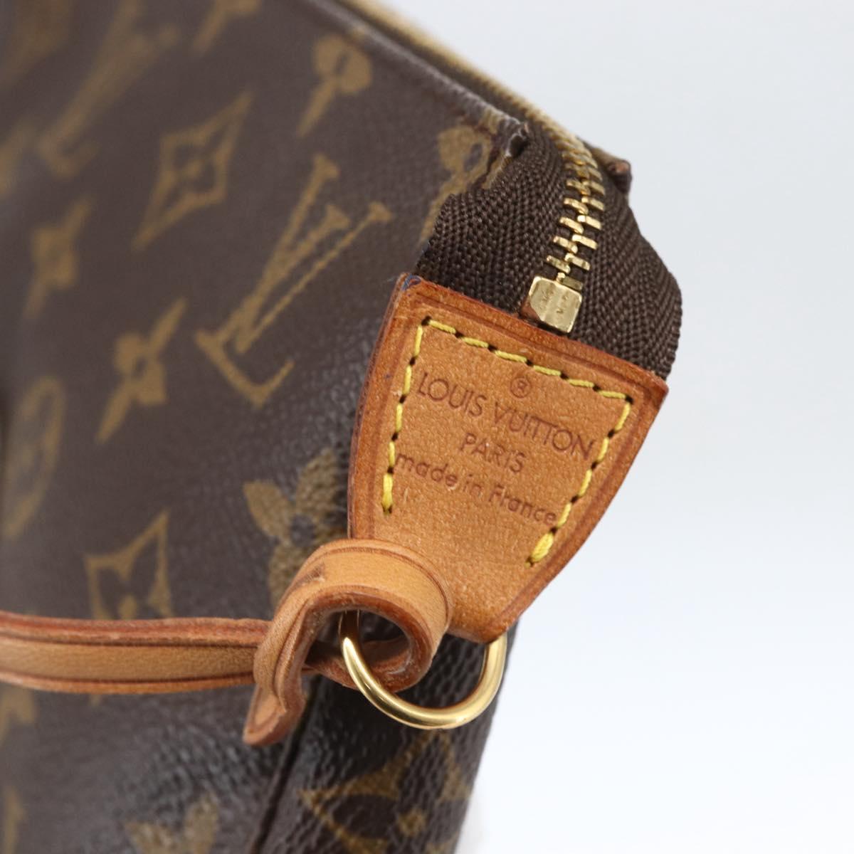#66 Louis Vuitton Monogram Pochette