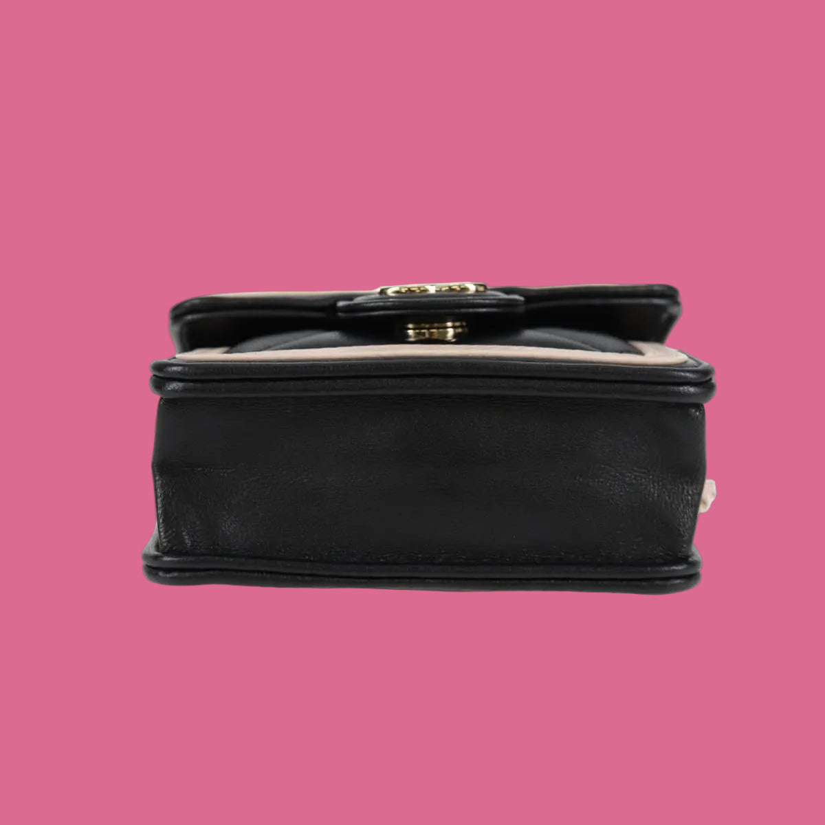 Chanel Black and White Lambskin Crossbody Chain Pouch Accessory
