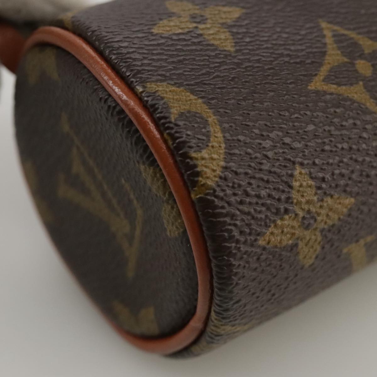 66 Louis Vuitton Mini Papillion