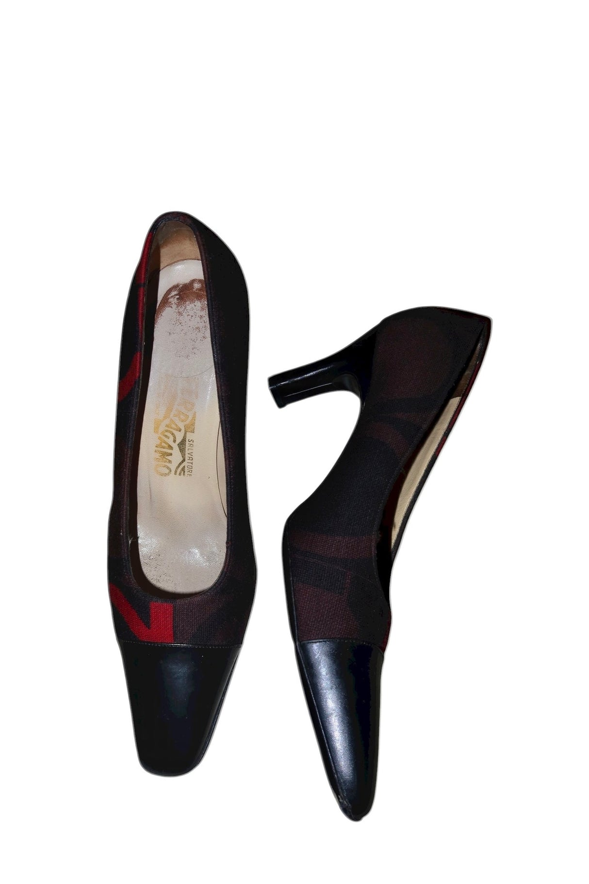 Salvatore Ferragamo multi color logo print pumps (8.5)