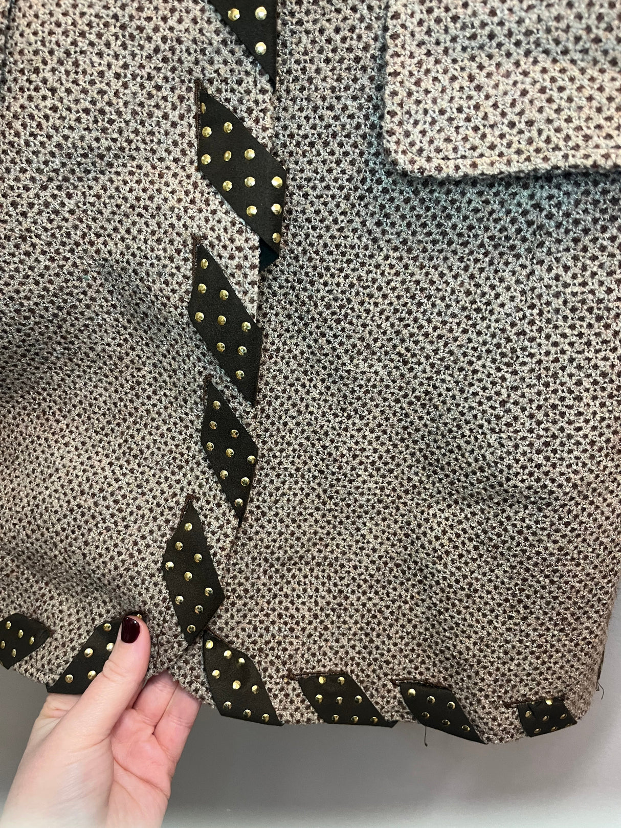 Valentino boutique Brown Tweed blazer with brown and gold details size 8