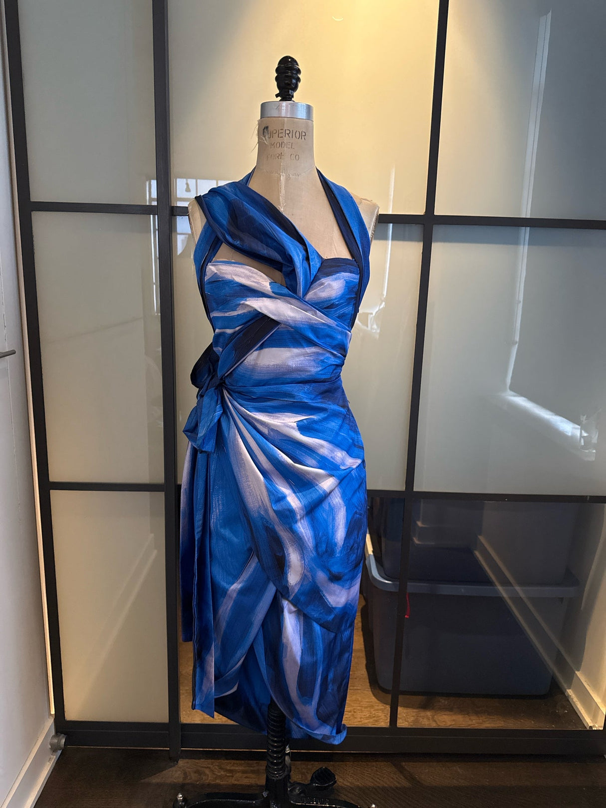 Moschino Size 8 Blue & White Party Dress