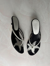 Coach US 8.5 Black and White Leather Open Toe Thong Sandal