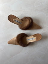 Manolo Blahnik EU 39.5 Tan Pony Hair Fur Trim Pointed Toe Kitten Heel Mule