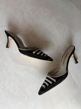 Manolo Blahnik EU 38 Black Suede Lace Up Pointed Toe Kitten Heel Mule