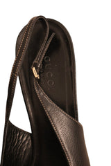 Gucci black heels with red and green fabric wrapped around gold chain hardware (7.5 B)