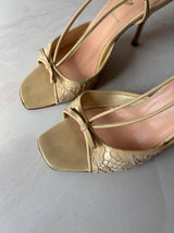Prada EU 39 Cream Lace Leather Bow Square Toe Slingback