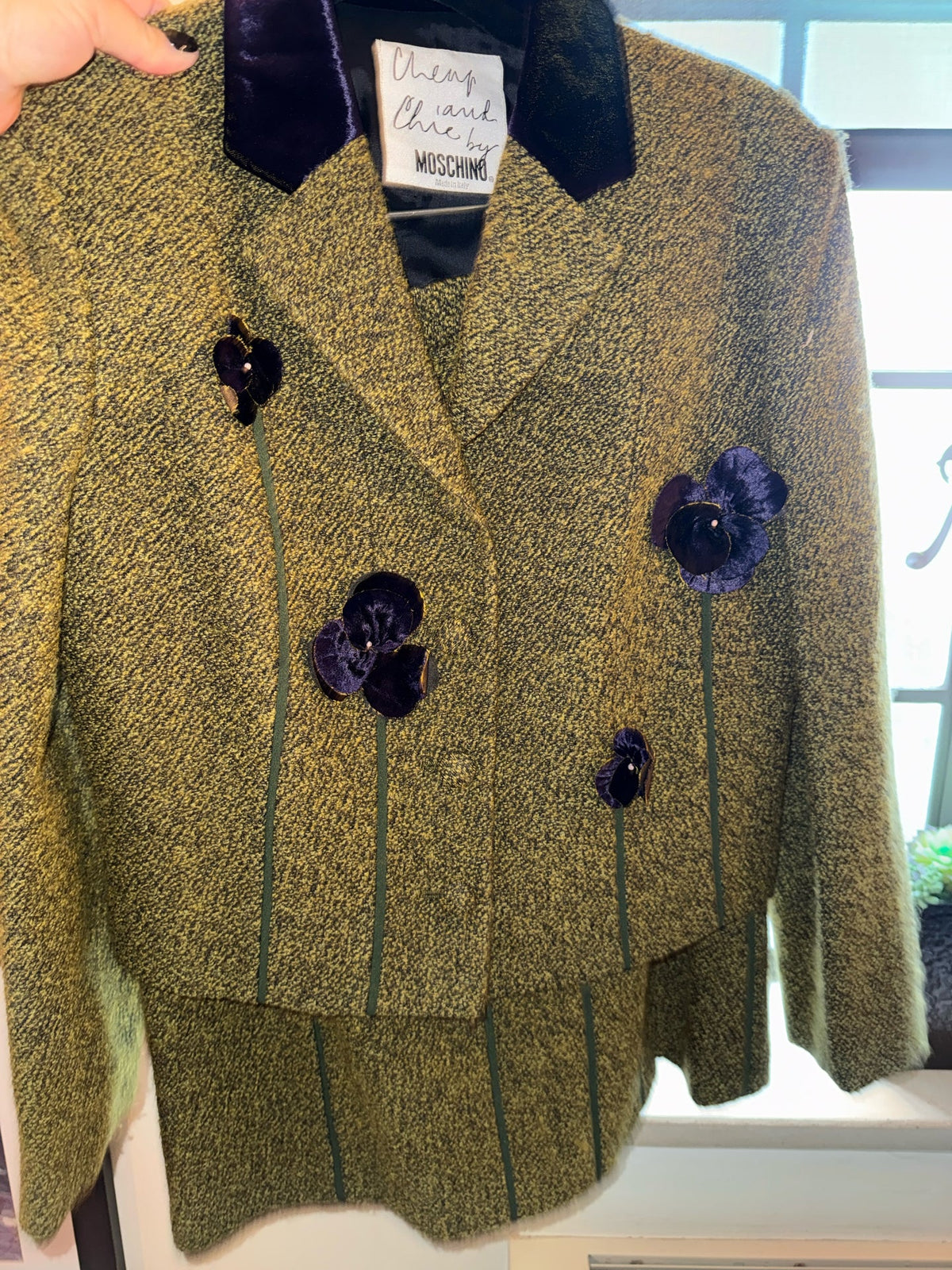Moschino Size 10 Green Tweed Skirt Suit w/ Flowes