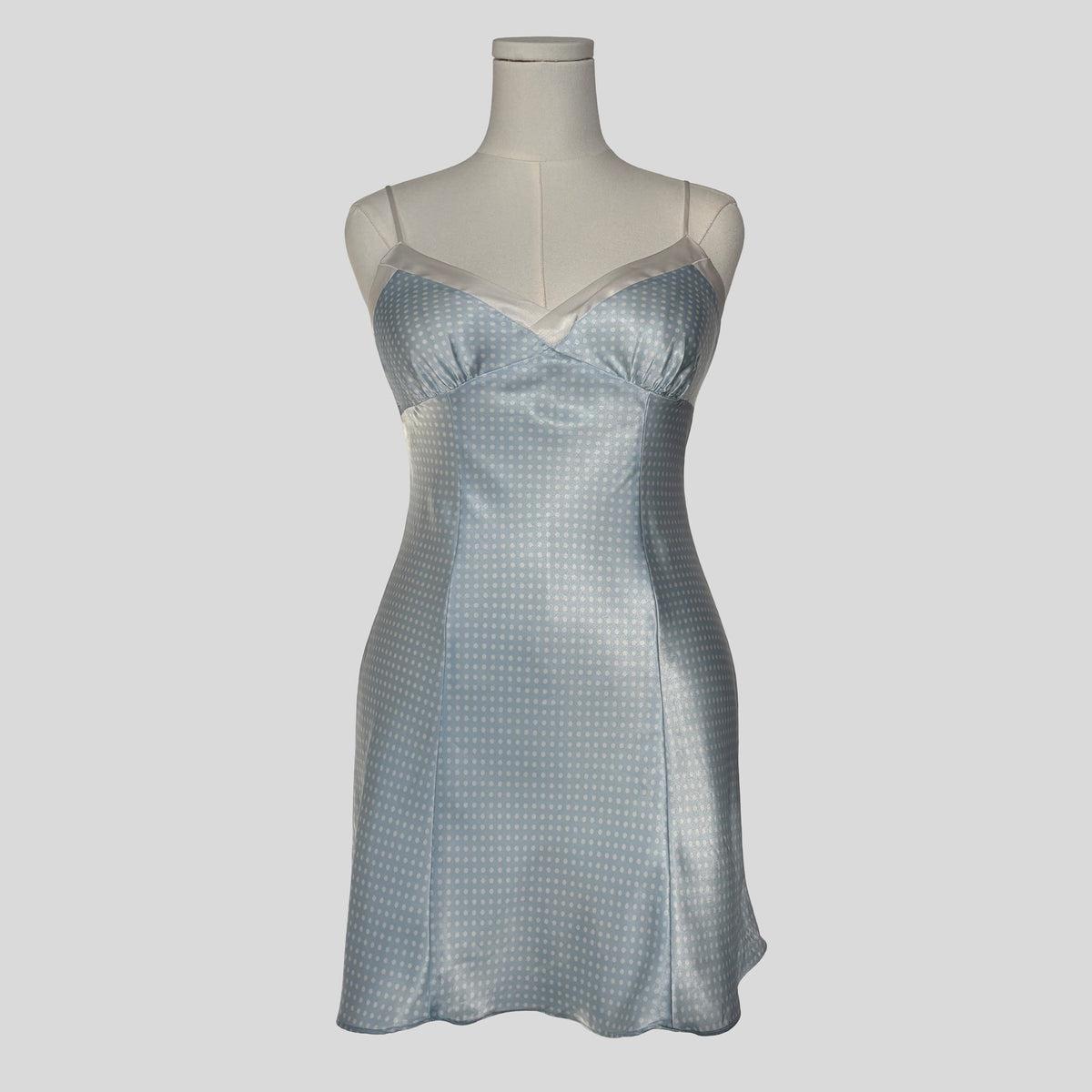 Silky polka dot slip in blue