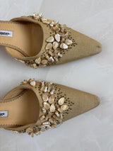 Manolo Blahnik EU 38 Tan Linen Canvas Pointed Toe Kitten Heel Mule