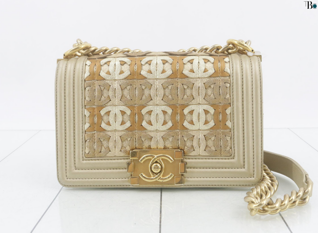 Chanel - 1607687 SKU: WA-5718033 - Internal ID: 1607687