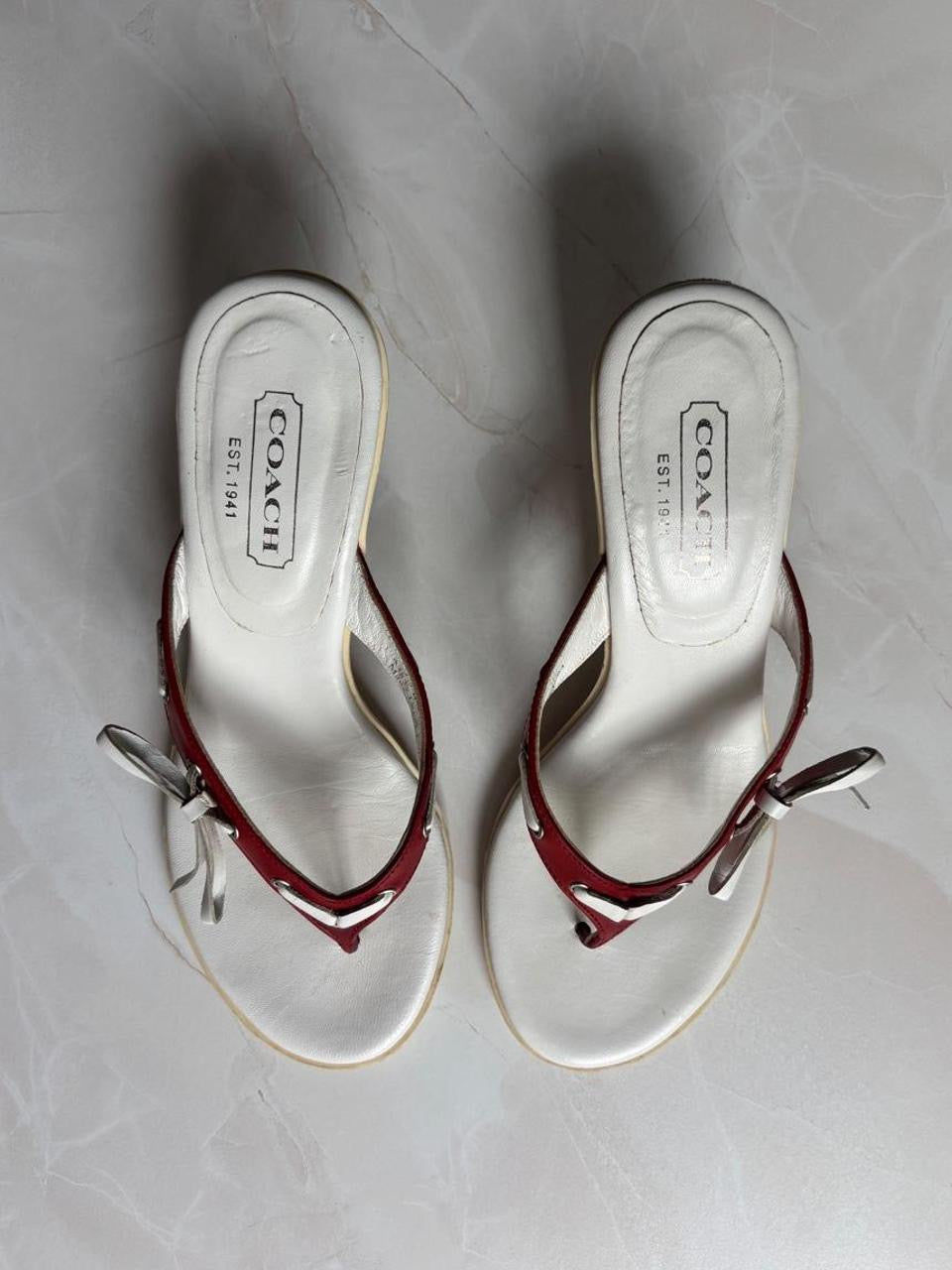 Coach US 7.5 White Leather Red Thong Sandal