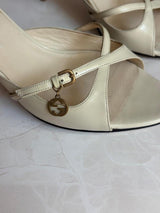 Gucci US 8 Ivory Leather Sandal