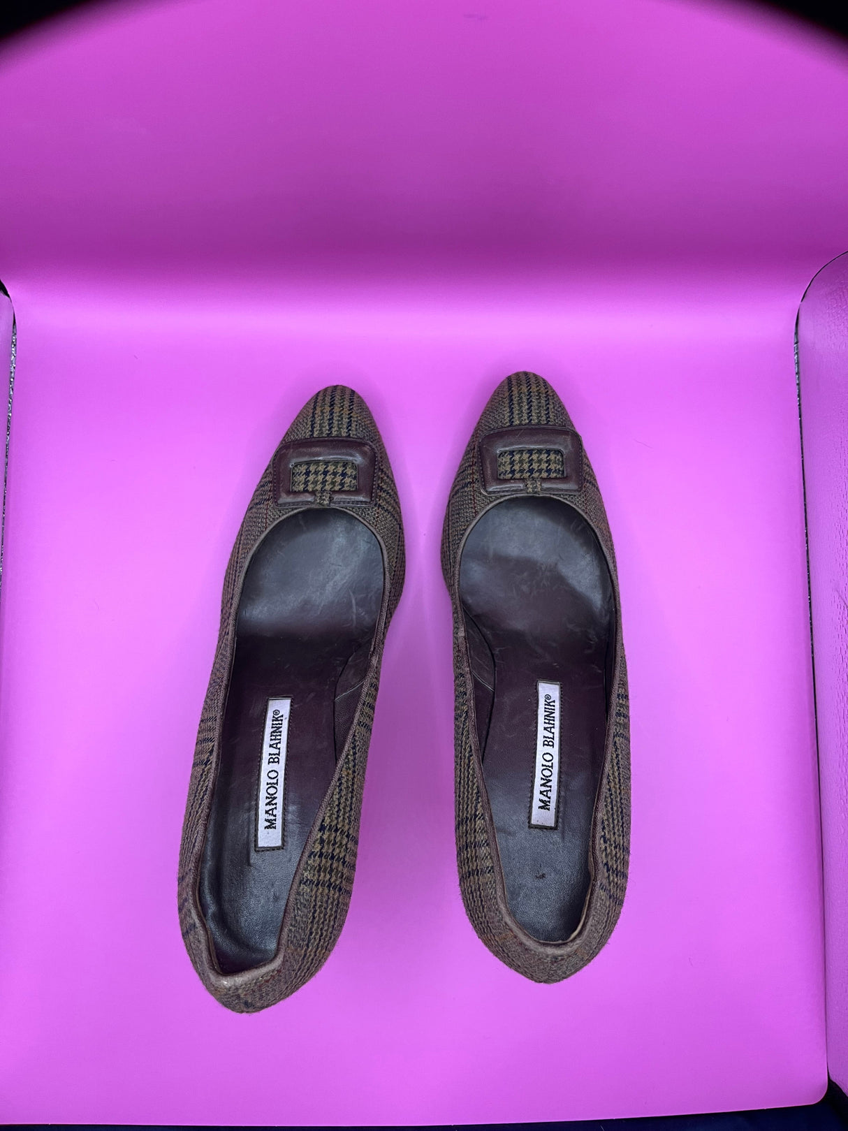 Houndstooth Manolo Blahnik Pumps - 39.5
