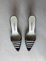 Manolo Blahnik EU 38 Black Suede Lace Up Pointed Toe Kitten Heel Mule