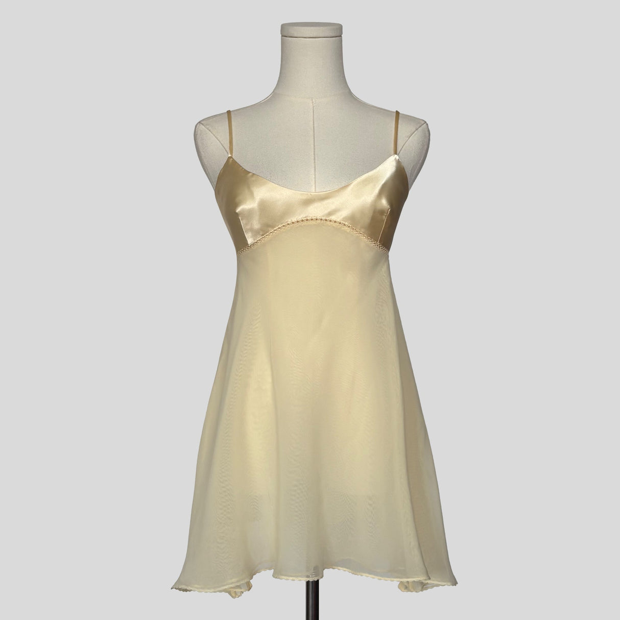 Silky bust babydoll slip in yellow